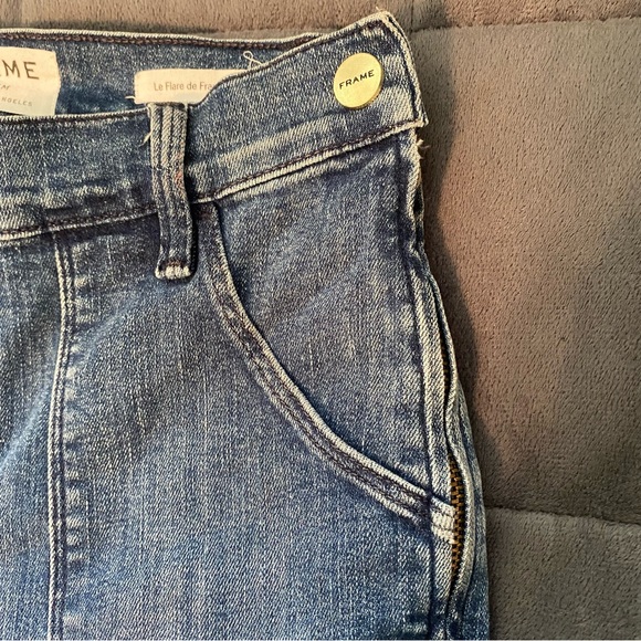 Frame Denim Cropped Le Flare de Francoise in Sunnyslope - Picture 11 of 16